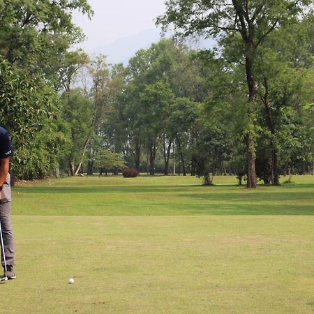 Miraaya Wellness Hotel Chitwan Bagian luar foto